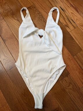Dainty Hooligan White Ribbed bodysuit
